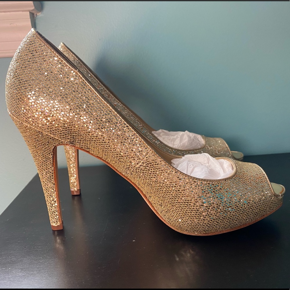 Gold glitter heels